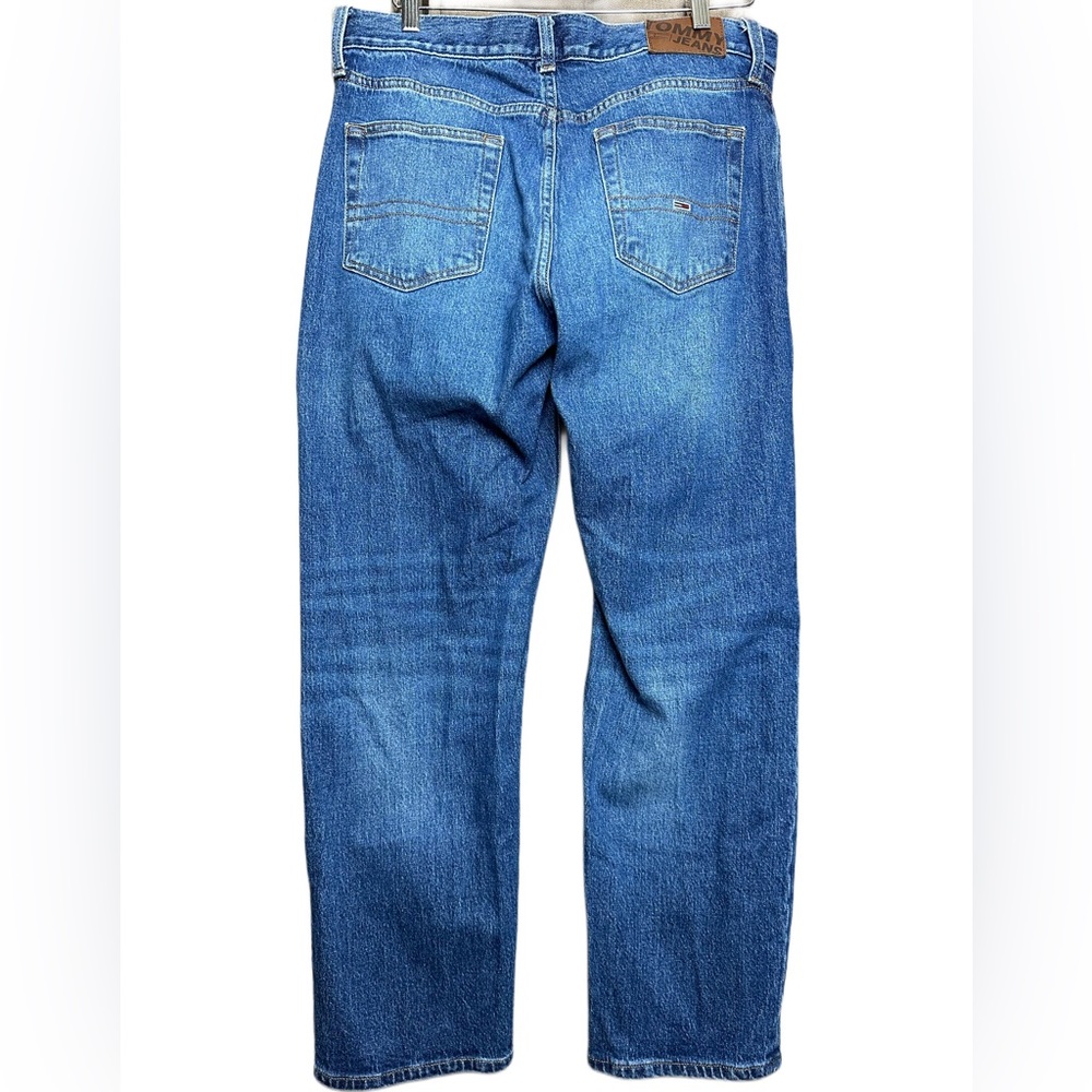 Tommy Hilfiger Jeans‎ Mens Relaxed Fit Tommy Jeans Size 33x30 Medium Wash Pants - Picture 2 of 15